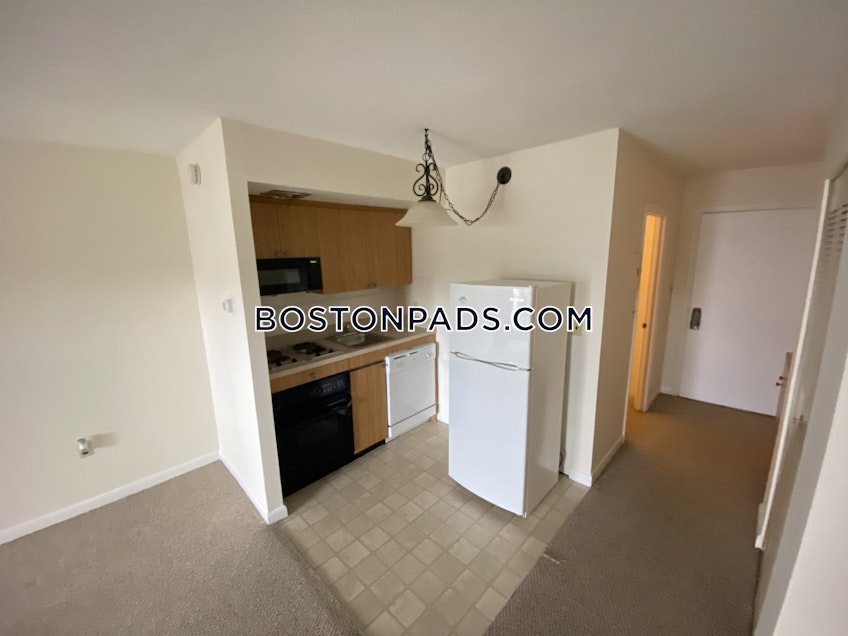 Arlington - $2,050 /month