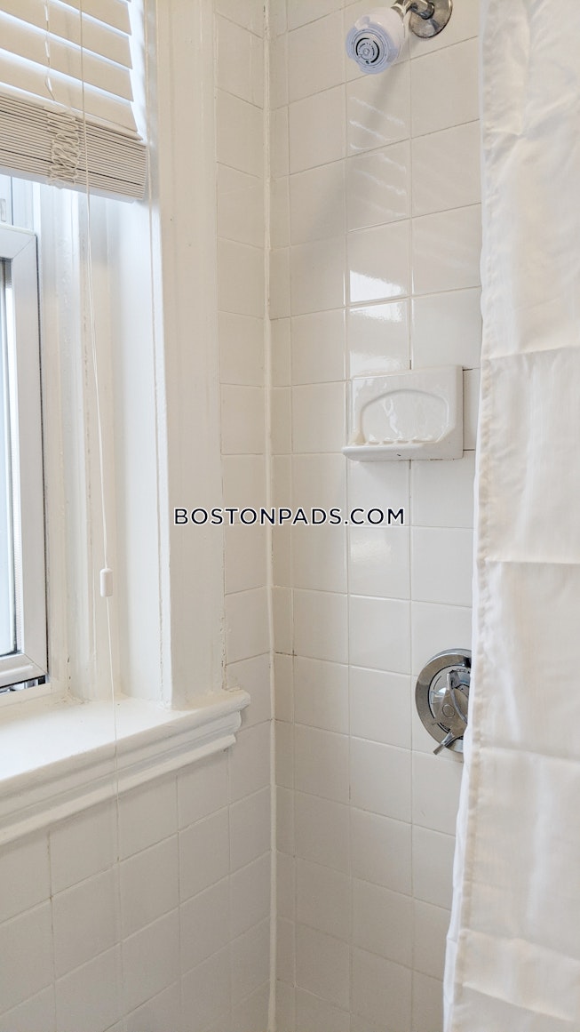 Boston - $2,850 /mo