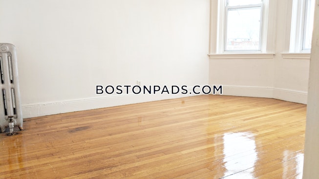 Boston - $2,850 /mo