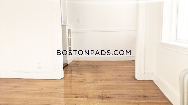 Boston - $2,850 /mo