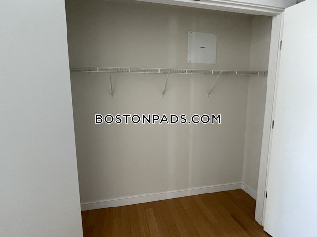 Boston - $2,700 /mo