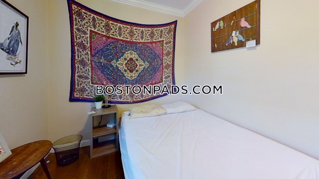 Boston - $3,150 /mo