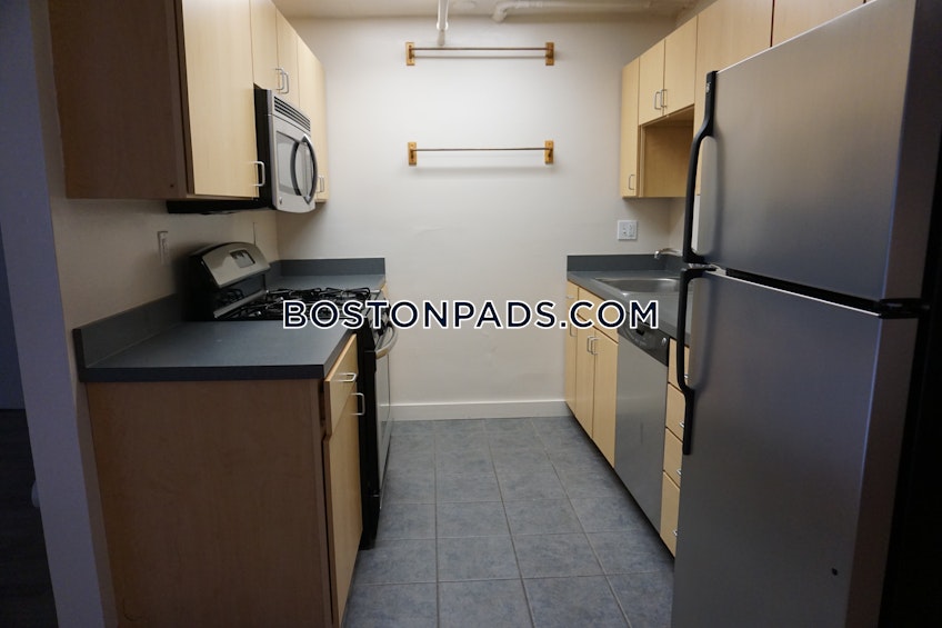 Boston - $2,400 /month