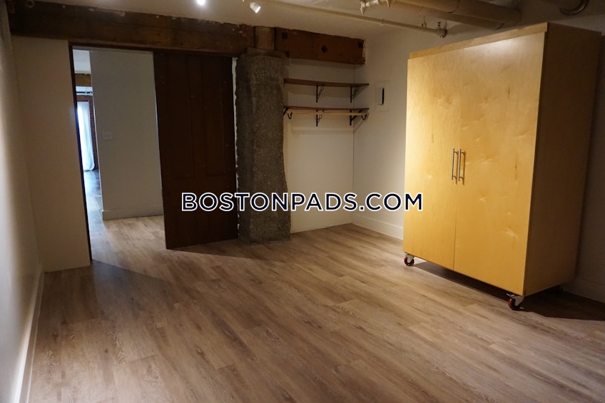 Boston - $2,400 /month