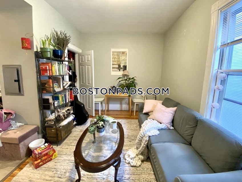 Boston - $5,500 /month