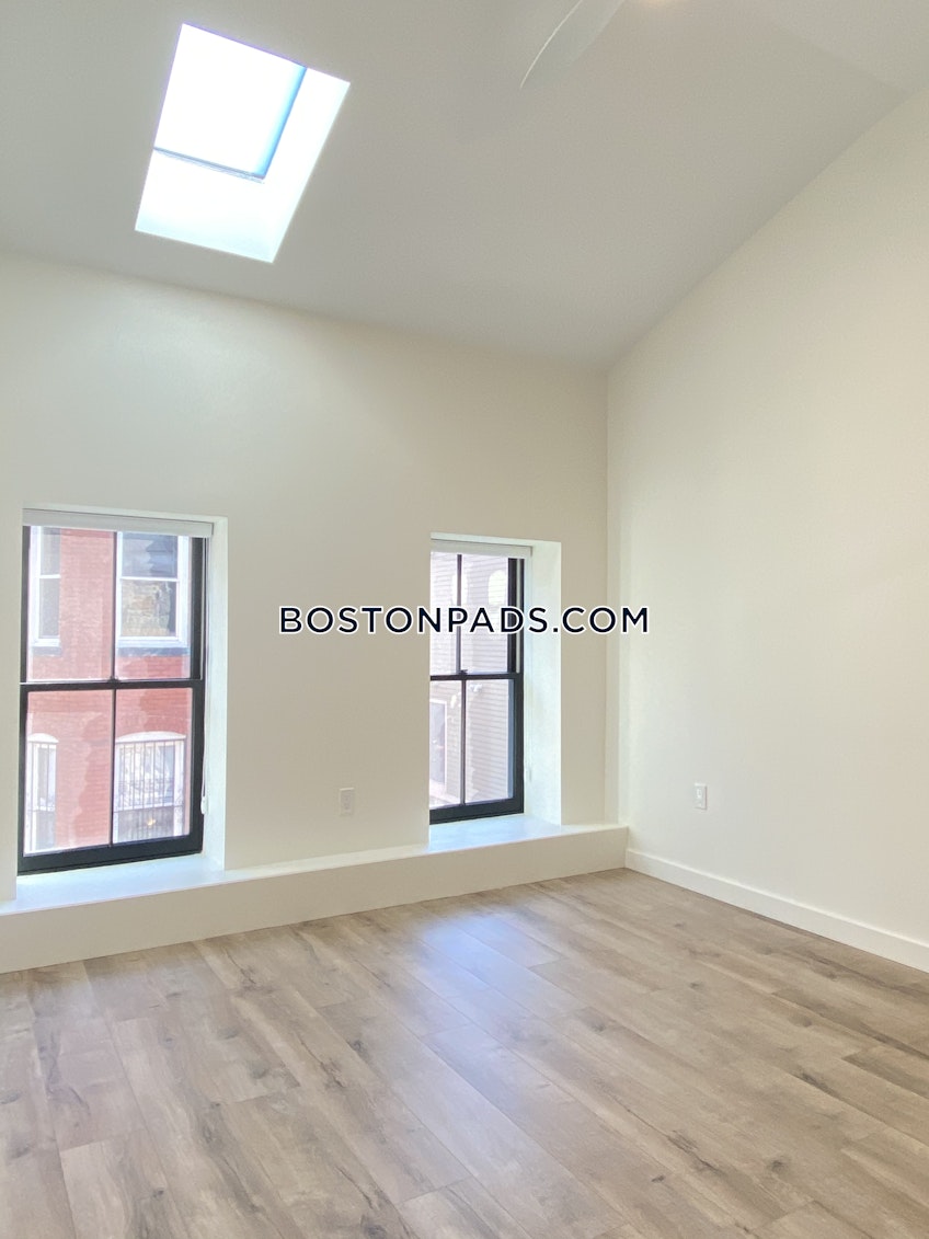 Boston - $2,625 /month