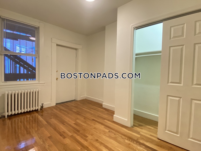 Boston - $3,650 /month
