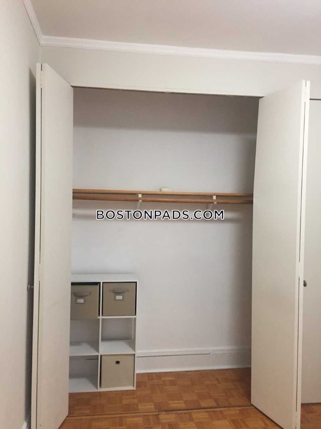 Boston - $2,400 /mo