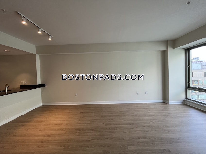 Boston - $3,665 /month