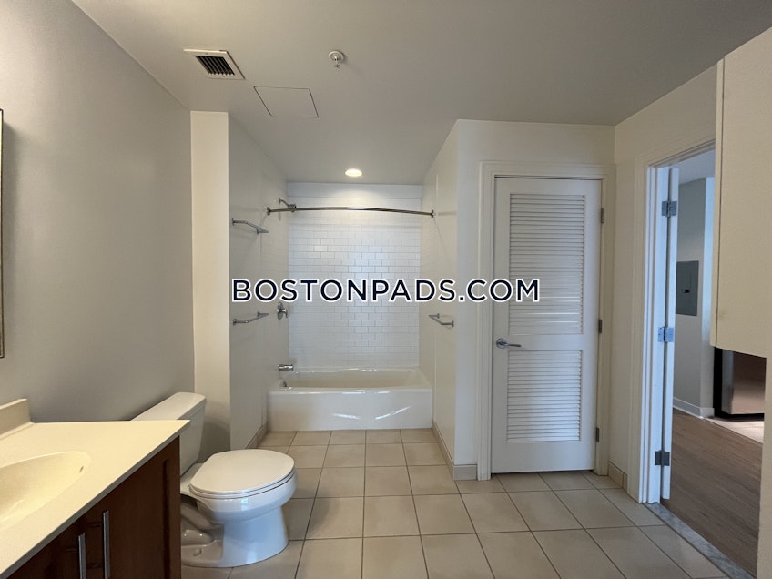 Boston - $3,580 /month