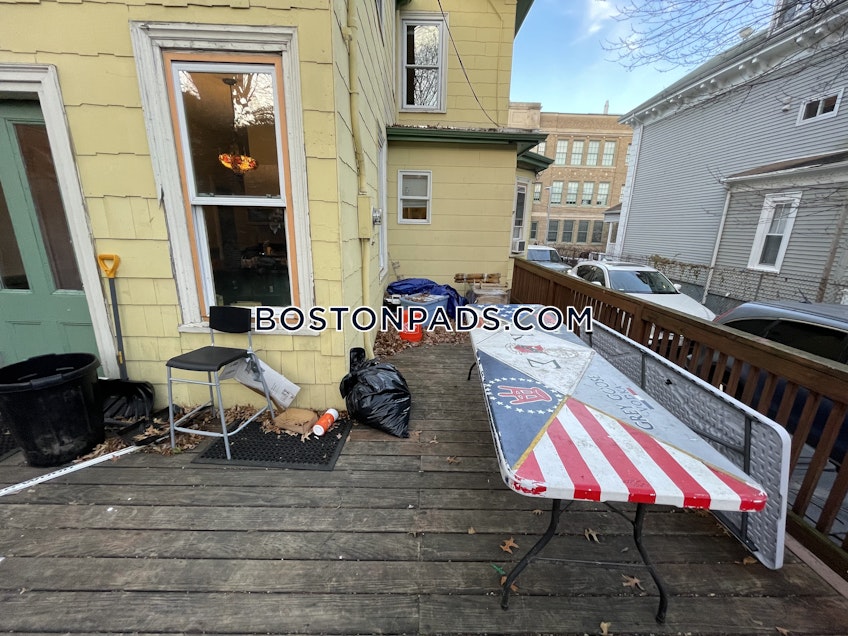 Boston - $10,800 /month