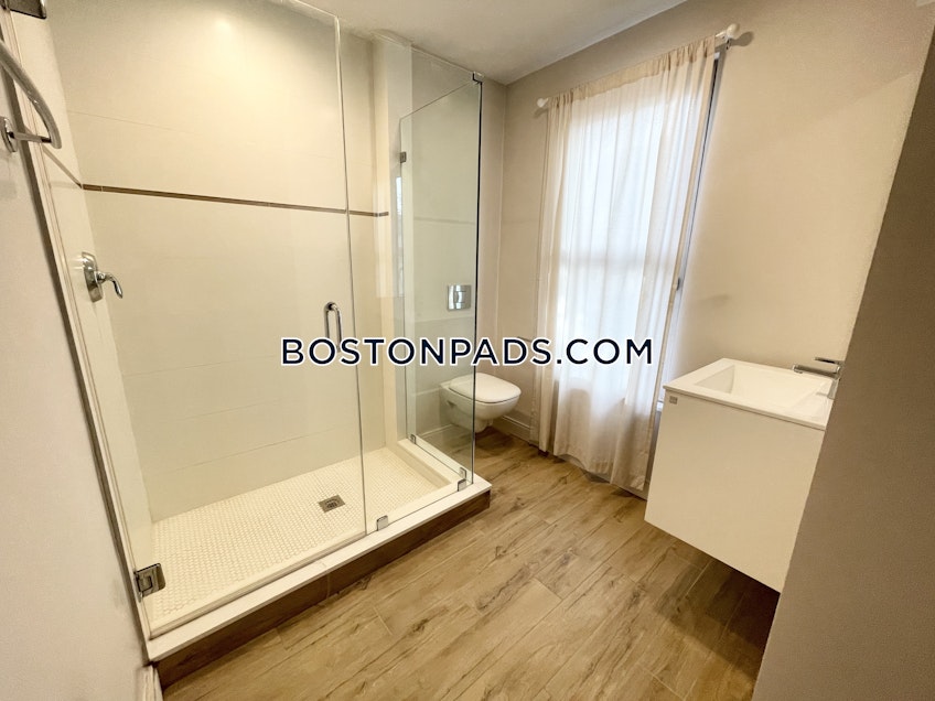 Boston - $4,600 /month