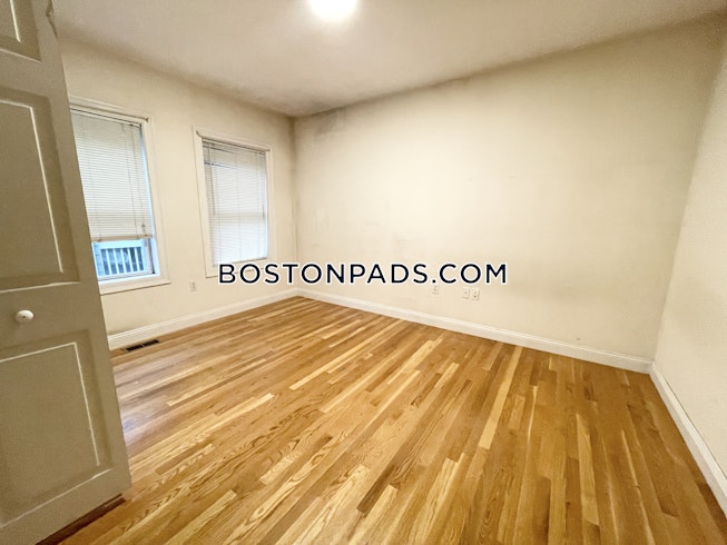 Boston - $6,000 /mo