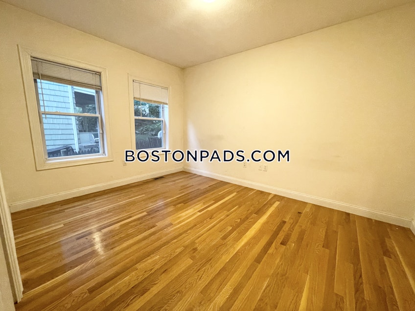 Boston - $6,200 /month