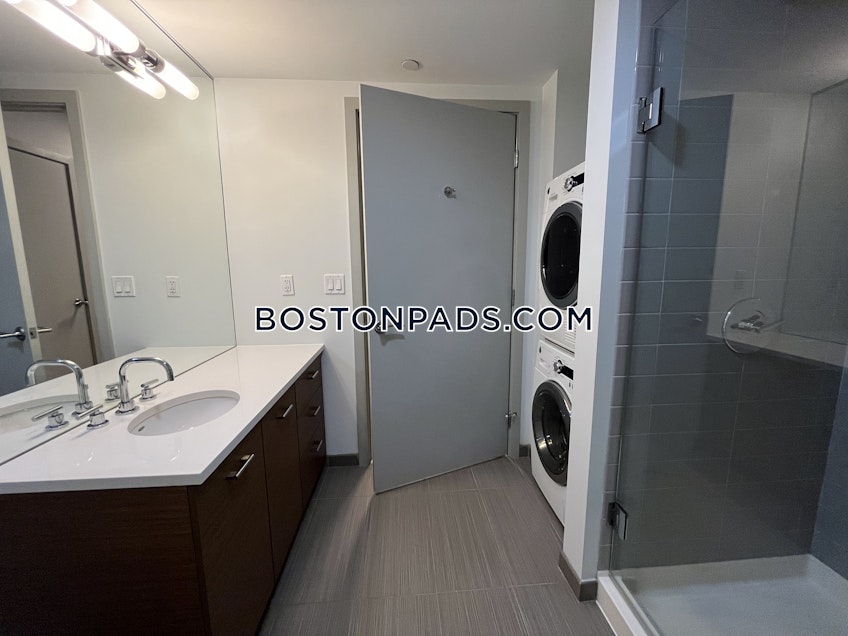 Boston - $3,435 /month