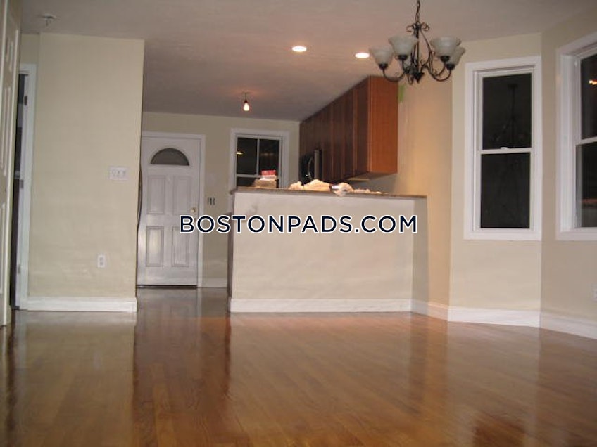 Boston - $8,000 /month