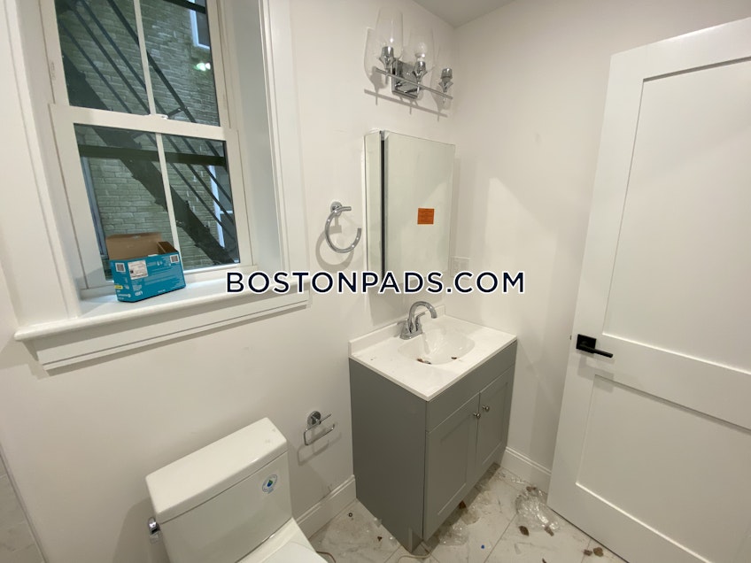 Boston - $4,500 /month