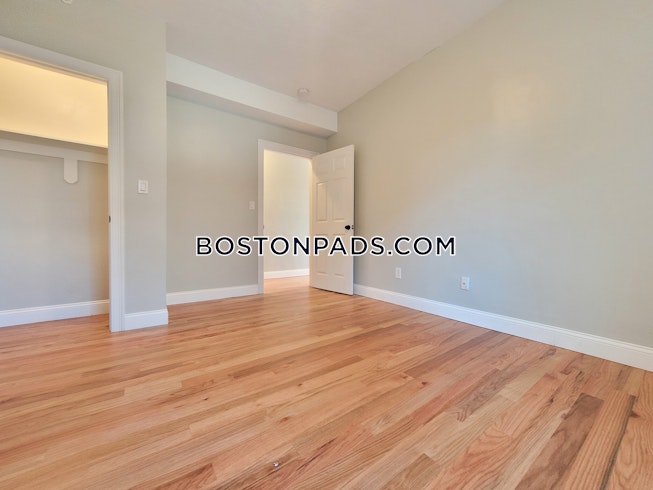 Boston - $3,100 /mo