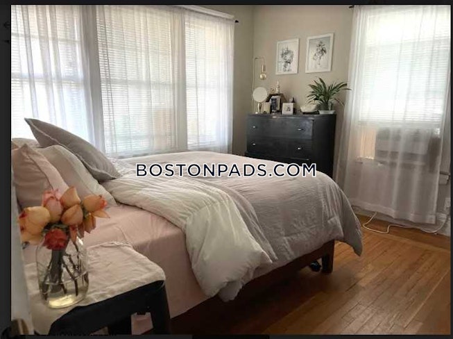 Somerville - $3,750 /mo