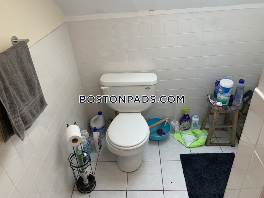 Boston - $9,200 /month