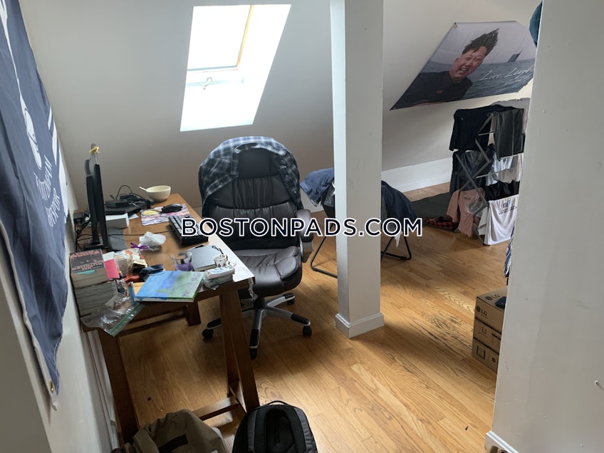 Boston - $9,200 /month