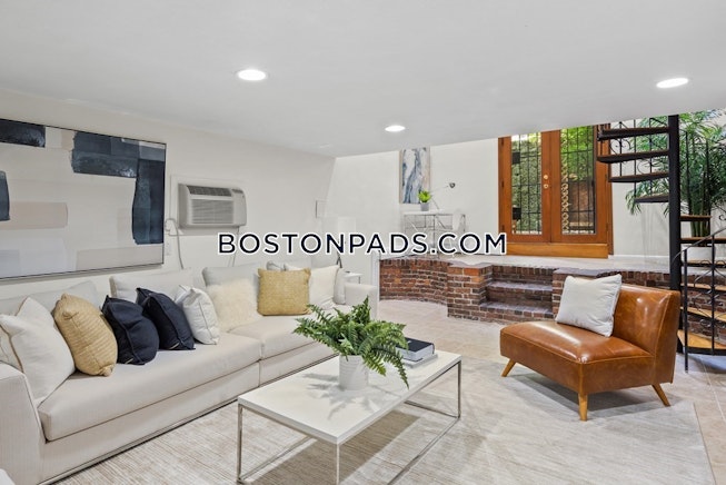 Boston - $4,500 /mo