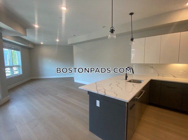 Boston - $3,650 /mo