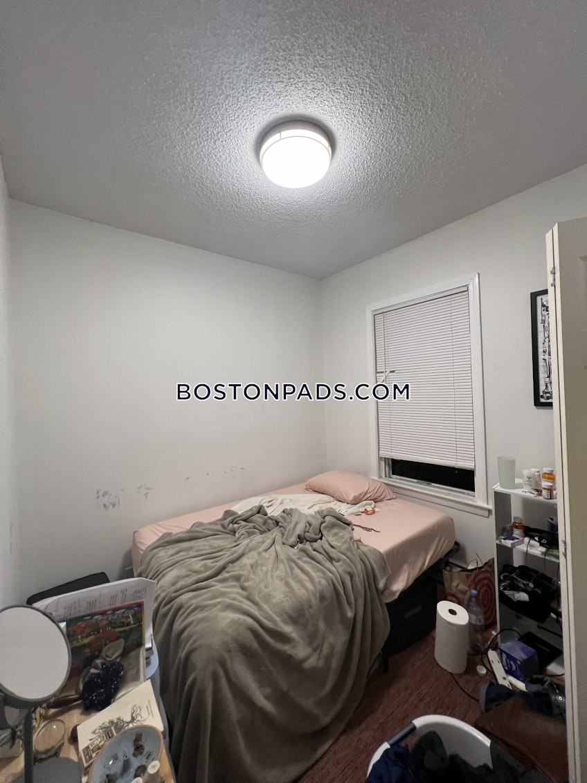 Boston - $3,400 /month