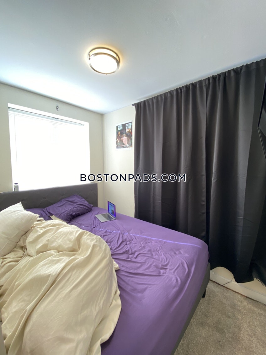 Boston - $9,000 /month