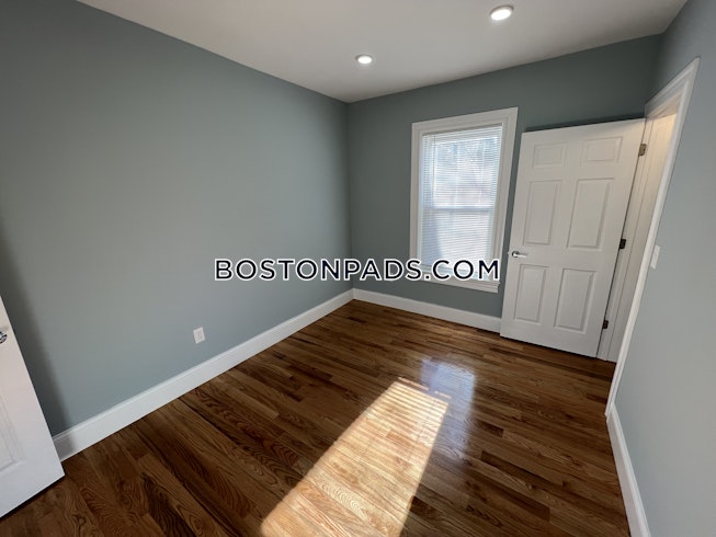 Somerville - $4,000 /mo