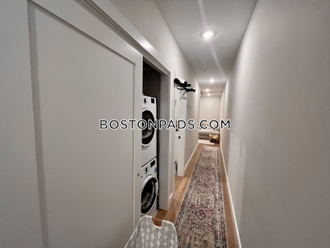 Lexington St. Boston photo 6