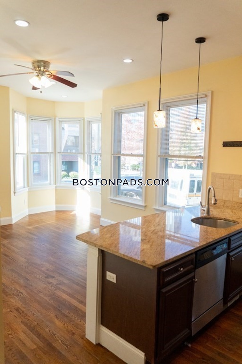 Boston - $6,000 /month