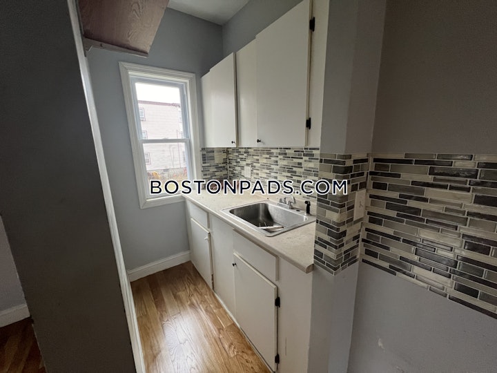 mattapan-apartment-for-rent-3-bedrooms-1-bath-boston-3000-4550183 