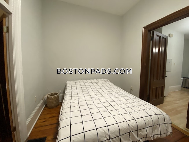 Boston - $2,200 /mo