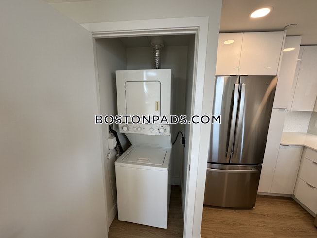 Boston - $5,210 /mo