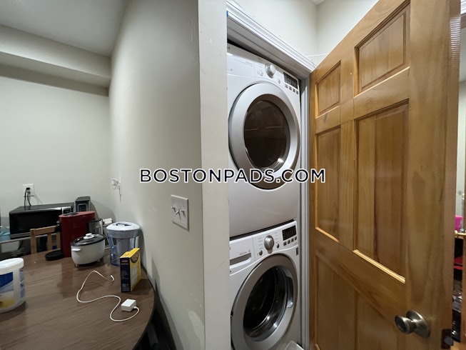 Boston - $6,100+ /mo