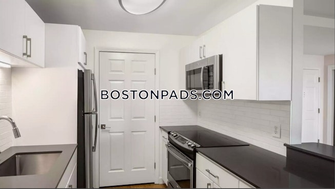 Waltham - $2,860 /mo