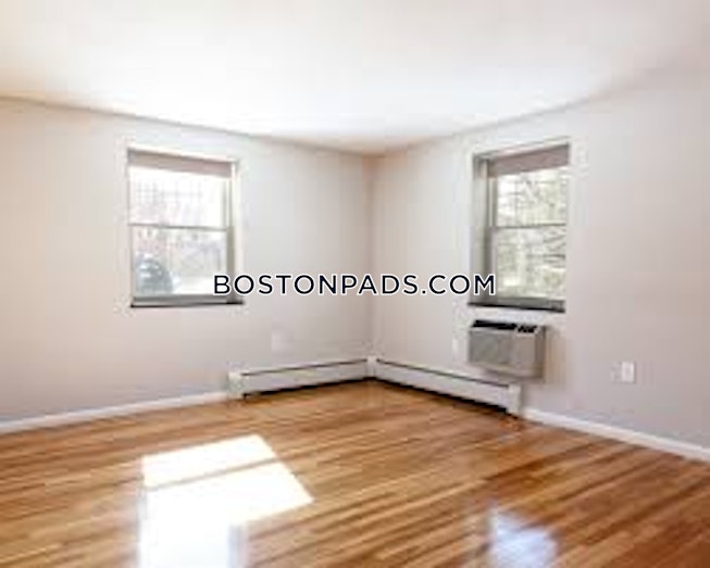 Woburn - $1,950 /mo