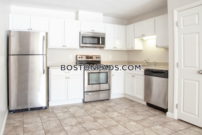 Woburn - $2,250 /mo