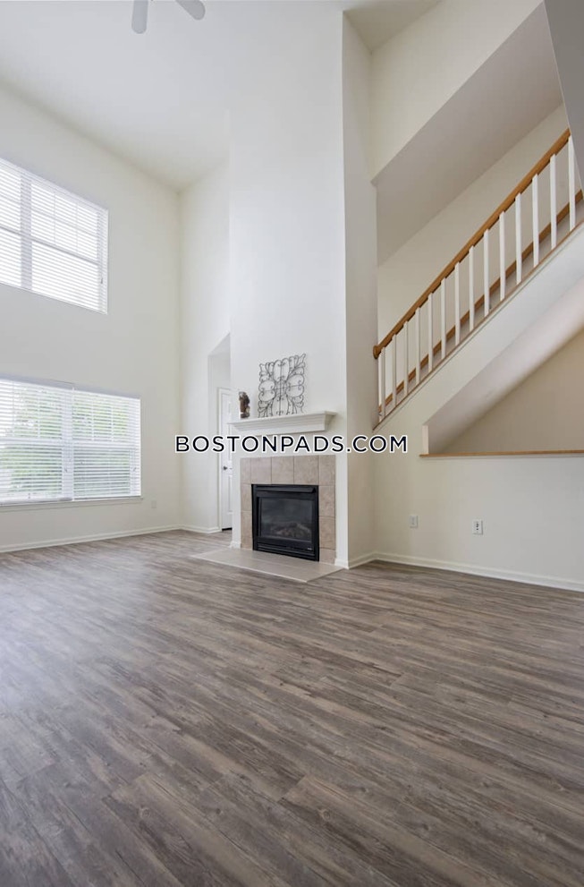 Woburn - $2,890 /mo