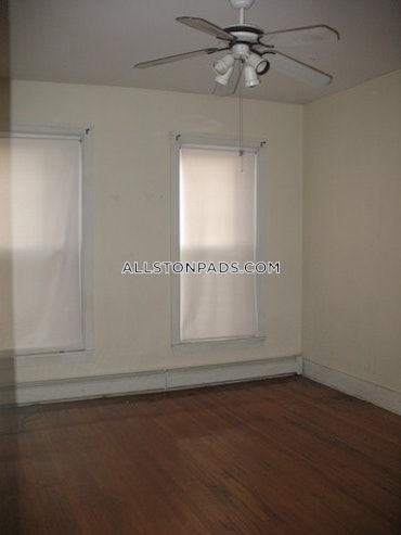 Boston - 3 Beds, 2 Baths