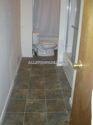 Boston - 3 Beds, 2 Baths