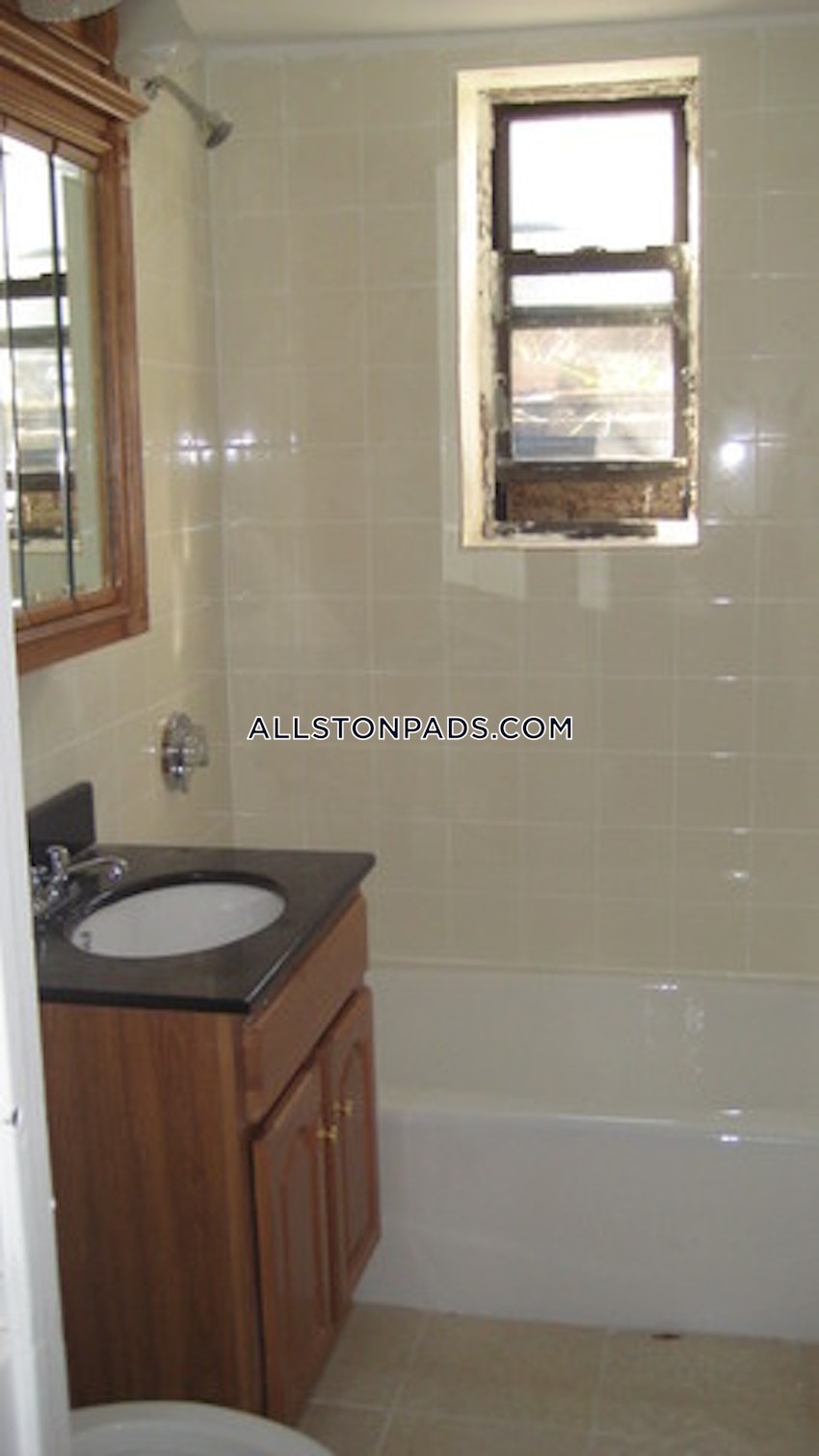 BOSTON - ALLSTON - 3 Beds, 2 Baths - Image 33