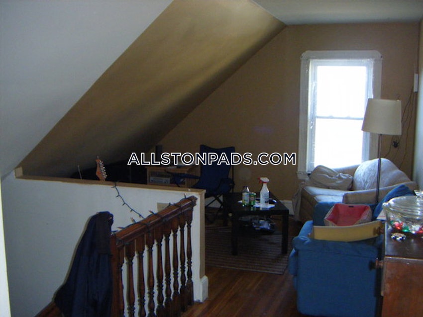 BOSTON - ALLSTON - 3 Beds, 1 Bath - Image 21