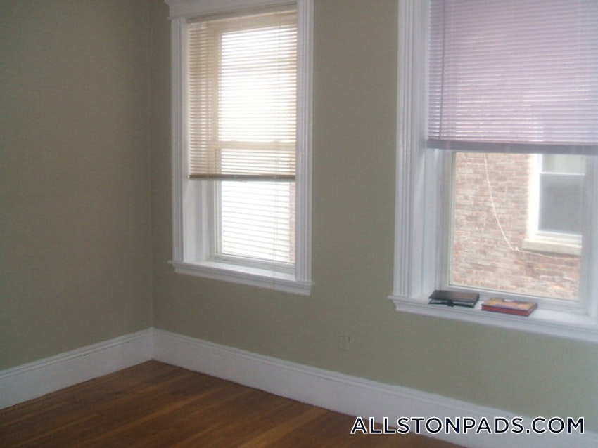 BOSTON - ALLSTON - 4 Beds, 2 Baths - Image 5