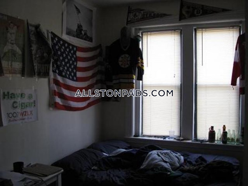 BOSTON - ALLSTON - 5 Beds, 1 Bath - Image 30