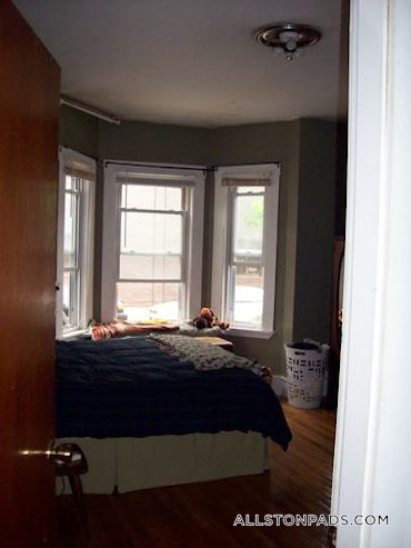 Boston - 1 Beds, 1 Baths