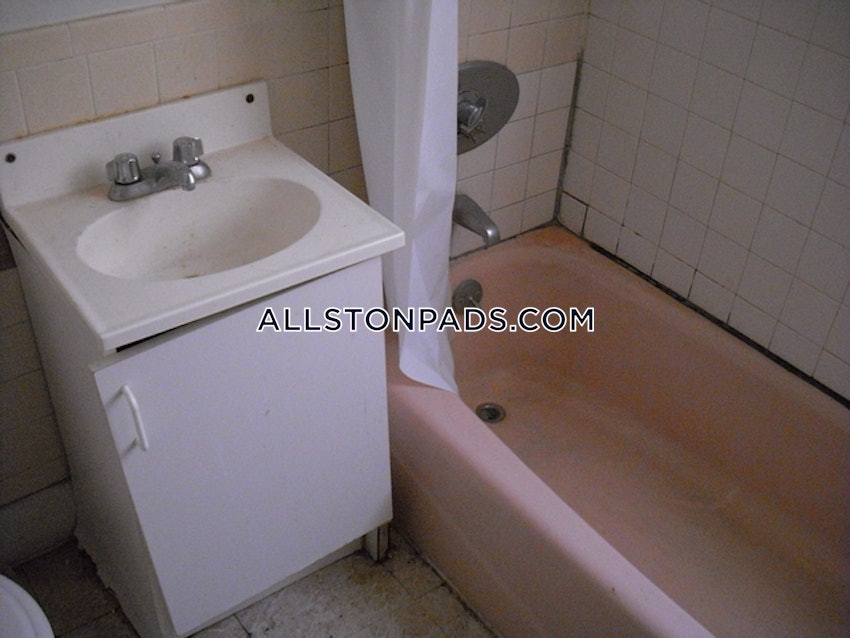 BOSTON - ALLSTON - 1 Bed, 1 Bath - Image 9