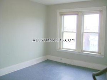 Boston - 3 Beds, 1 Baths