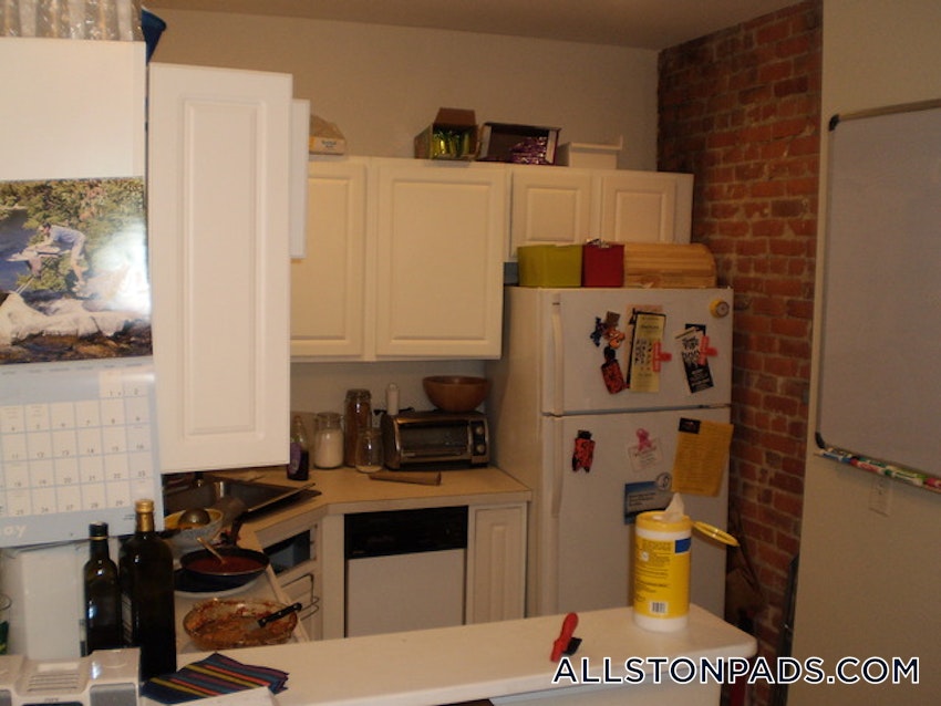 BOSTON - ALLSTON - 3 Beds, 1 Bath - Image 22